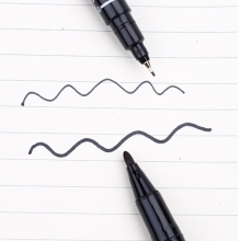 齐心（Comix）MK804 油性小双头记号笔 1.5mm/0.5mm 黑色 10支装